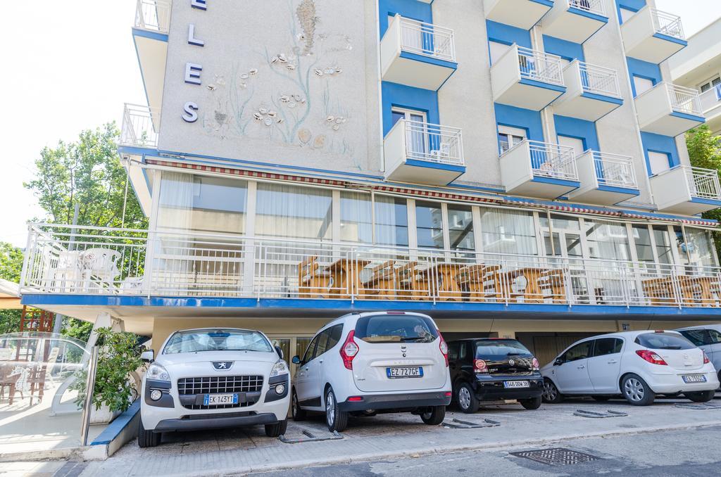 Hotel Angeles - Fronte Mare 3*