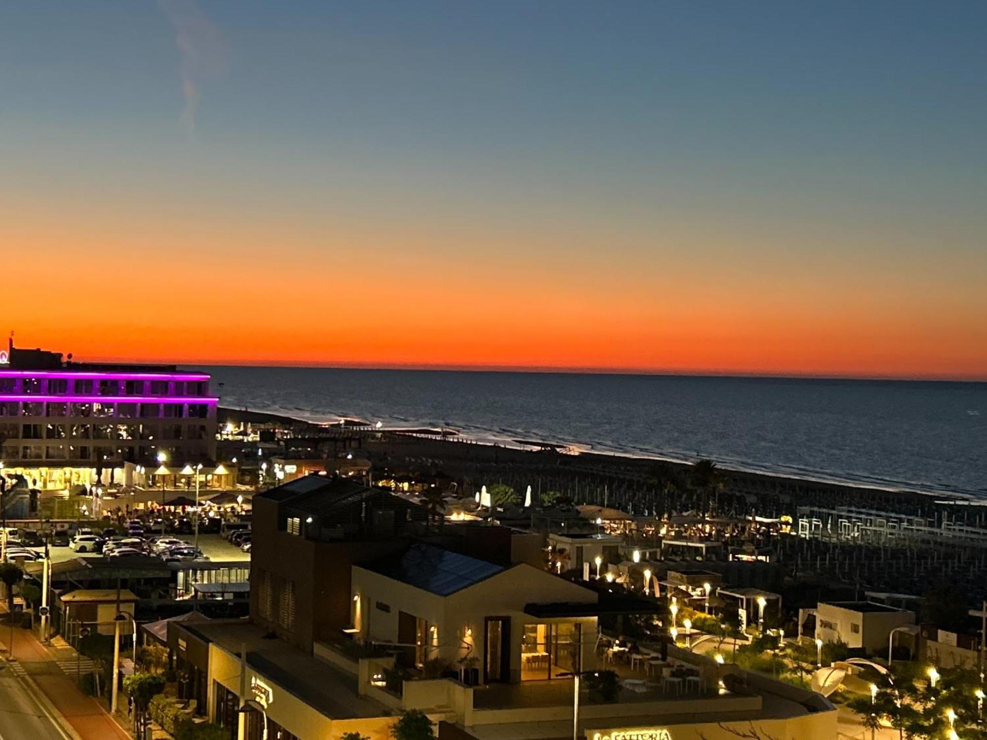 Hotel Angeles - Fronte Mare Riccione